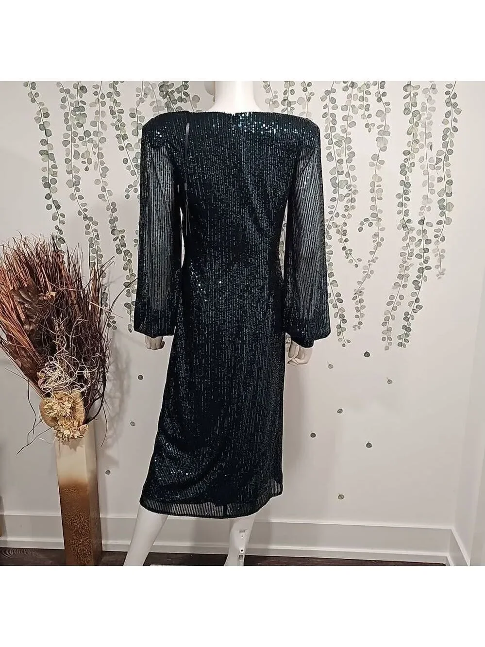 Mac Duggal Trendy V-neckline Bodycon Midi Dress Sz 8